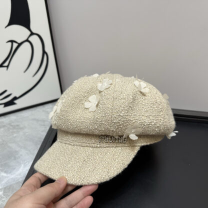 Miu Miu stylish versatile beret - Image 7