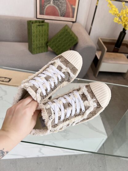 Gucci low-top casual sneakers - Image 7