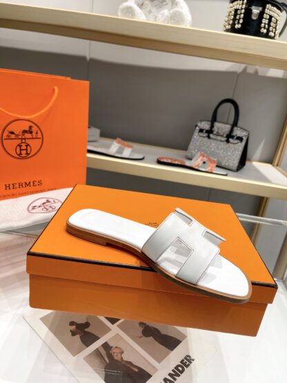 Hermès early spring new white handmade flat slippers - Image 6