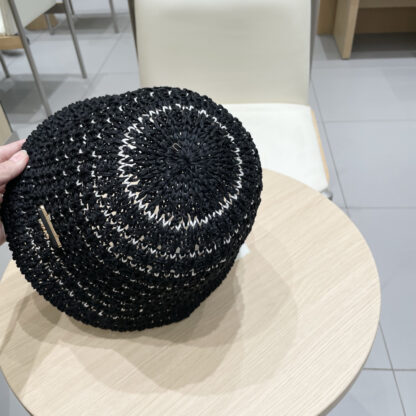 Prada knitted hollow bucket hat - Image 6