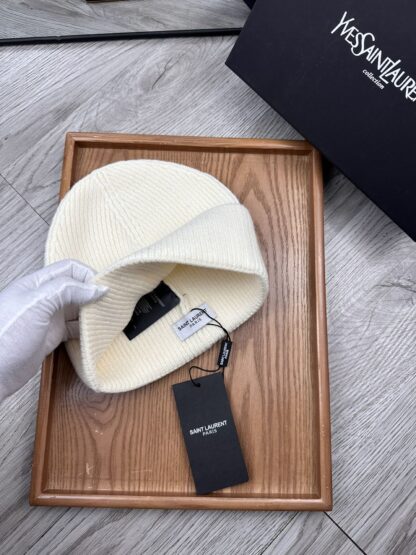 Yves Saint Laurent fine wool knitted hat - Image 6