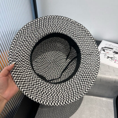 Prada new flat hat - Image 6