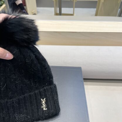 Yves Saint Laurent wool-blend knitted hat - Image 6