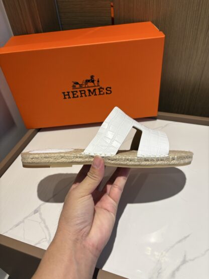 Hermes white comfortable all-match non-slip breathable casual slippers - Image 6