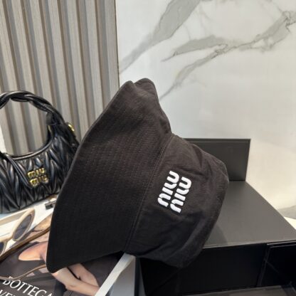 Miu Miu casual bucket hat - Image 7