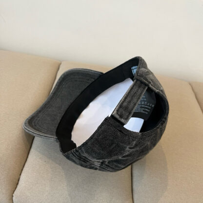 Prada fashion baseball cap - Image 6