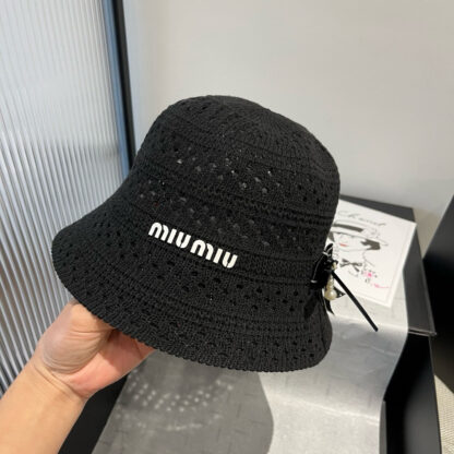 Miu Miu knitted bucket hat - Image 7