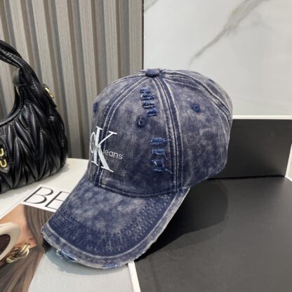 Calvin Kleinf Spring New Baseball Cap - Image 6