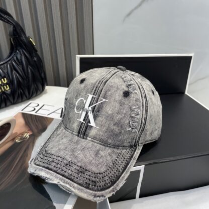Calvin Kleinf Spring New Baseball Cap - Image 6