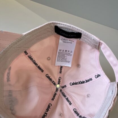 Calvin Kleinf stylish all-match baseball cap - Image 6