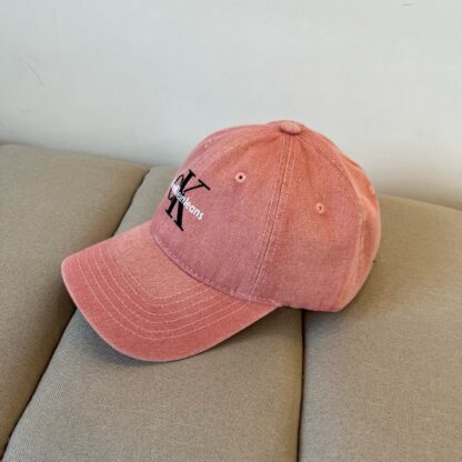 Calvin Kleinf stylish all-match baseball cap - Image 6