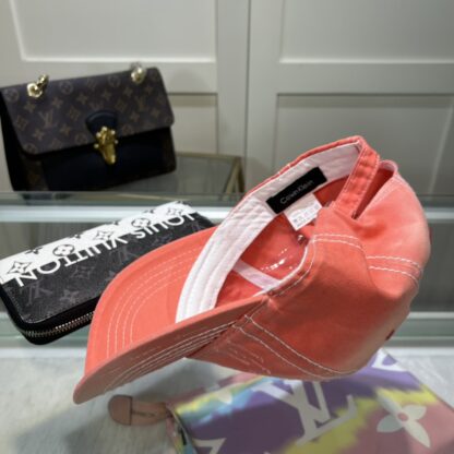 Calvin Kleinf stylish all-match baseball cap - Image 6
