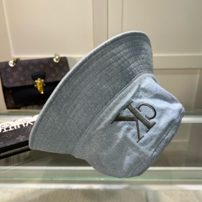 Calvin Kleinf stylish bucket hat - Image 6