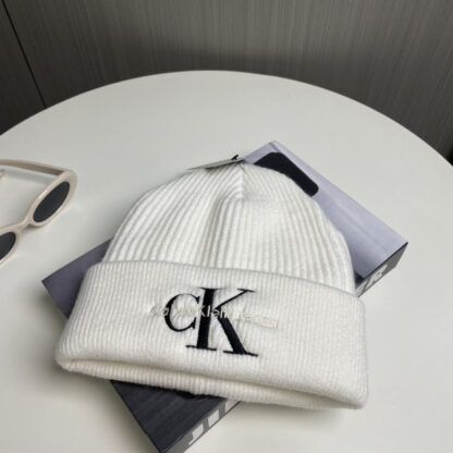 Calvin Kleinf fine wool knitted single hat - Image 6