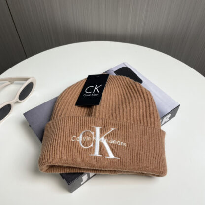 Calvin Kleinf fine wool knitted single hat - Image 6