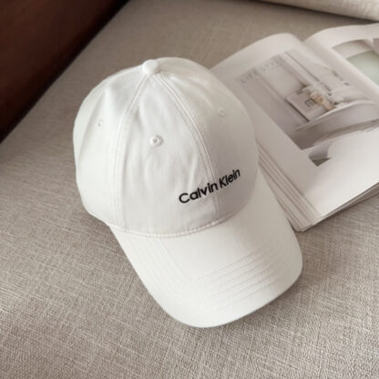 Calvin Kleinf casual all-match baseball cap - Image 6
