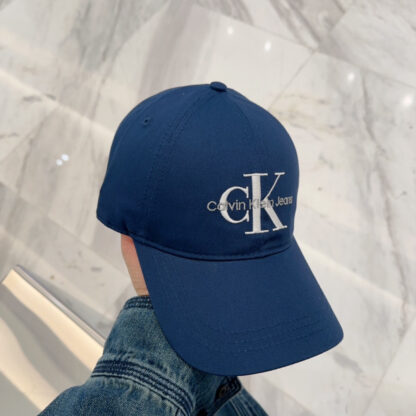 Calvin Kleinf casual all-match baseball cap - Image 6