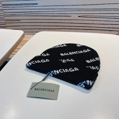 Balenciaga autumn and winter new letter warm knitted hat - Image 6