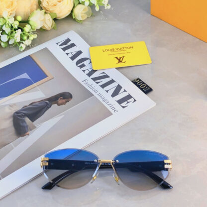LOUIS VUITTON Fashion Sunglasses - Image 7