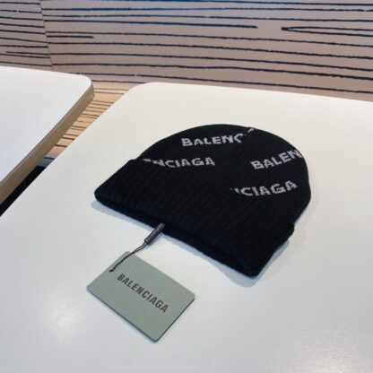 Balenciaga autumn and winter unisex letter knitted hat - Image 6