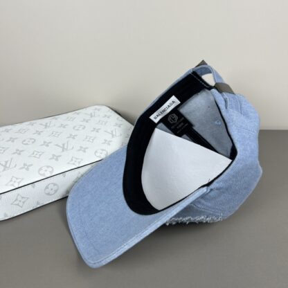 Balenciaga new embroidered logo baseball cap - Image 6