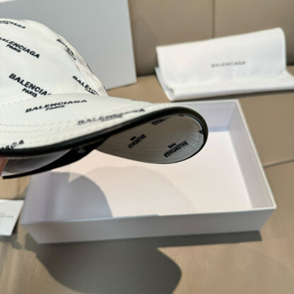 Balenciaga classic lightweight breathable baseball cap - Image 6