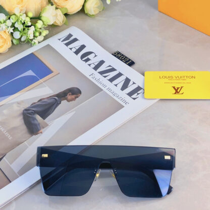 LOUIS VUITTON Fashion Sunglasses - Image 7