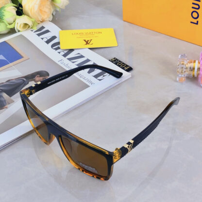 LOUIS VUITTON Fashion Sunglasses - Image 7