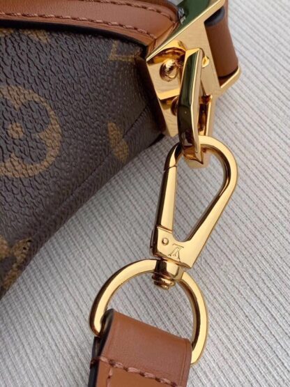 Louis Vuitton DISCOVERY gradient backpack - Image 6
