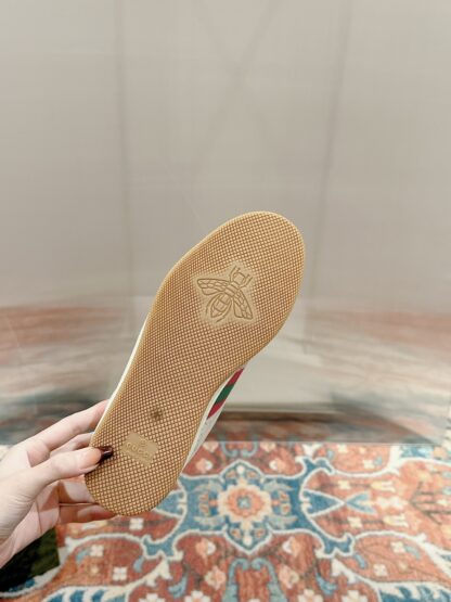 Gucci distressed dirty casual shoes catwalk style - Image 7