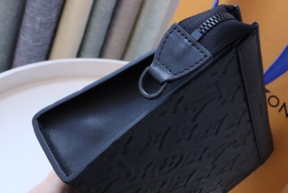 Louis Vuitton Gaston Wearable Wallet - Image 6
