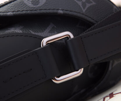 Louis Vuitton Messenger PM Voyager Small Messenger Bag - Image 6