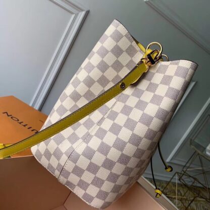 Louis Vuitton NEONOE Handbag - Image 6