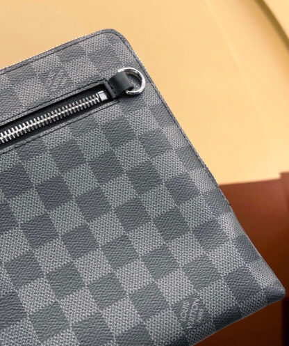 Louis Vuitton new pouch clutch bag - Image 6