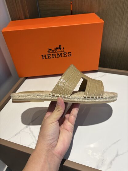 Hermes apricot comfortable and versatile non-slip breathable casual slippers - Image 6