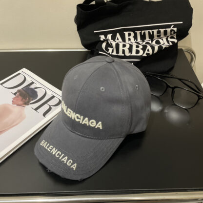 Balenciaga simple and stylish couple baseball cap - Image 6