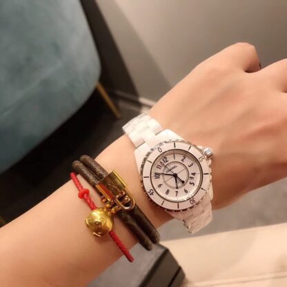 Chanel exquisite women's watches - Image 7