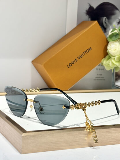 LOUIS VUITTON Fashion Sunglasses - Image 7