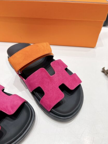 Hermès Spring and Summer New Pink Orange Comfort Slippers - Image 6