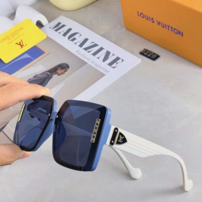 LOUIS VUITTON Fashion Sunglasses - Image 7