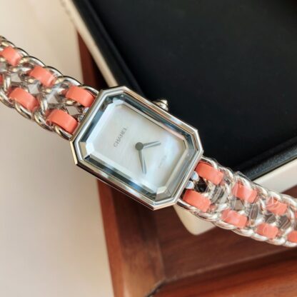 Chanel stylish and exquisite women's watches - Image 7
