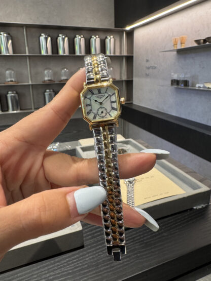 Longines Elegant and Refined Women's Watch - Image 7