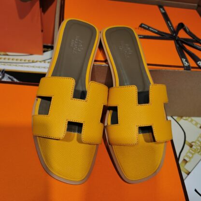 Hermès Large Yellow Palm Pattern Cowhide Handmade Slippers - Image 6