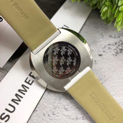 Swarovski starry leather strap women's watch - Image 5