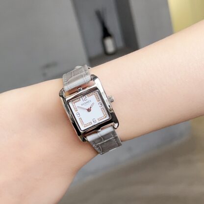 Hermes Square Dial Diamond Quartz Watch - Image 5