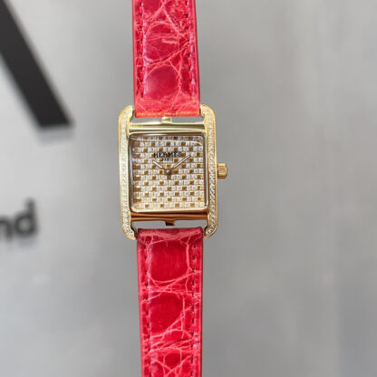 Hermes Square Dial Elegant Watch - Image 6