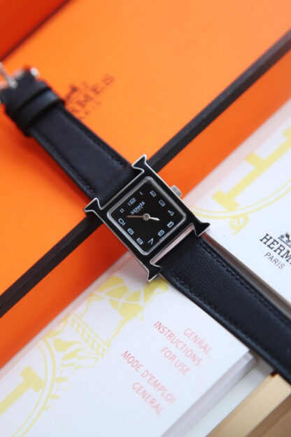 Hermes classic square dial exquisite watch - Image 6