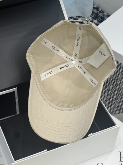 Selene's exquisite baseball cap - Image 6
