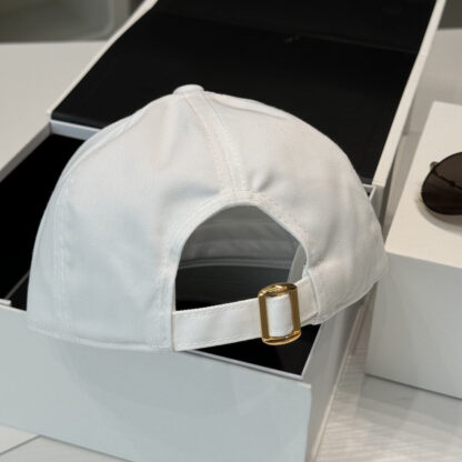 Celine exquisite baseball cap - Image 6