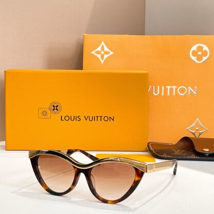 LOUIS VUITTON Fashion Sunglasses - Image 7